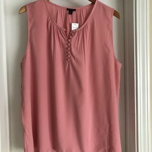 🆕 Ann Taylor covered button, peachy-pink shell XL